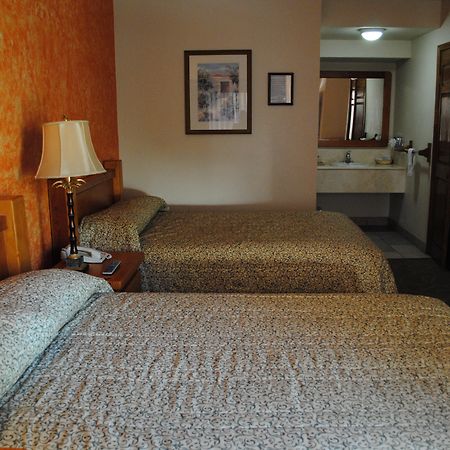Hotel Suites El Paseo Ciudad Juárez Exterior foto