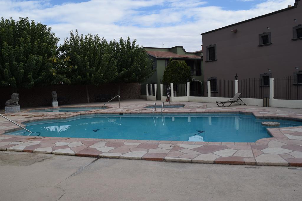 Hotel Suites El Paseo Ciudad Juárez Exterior foto